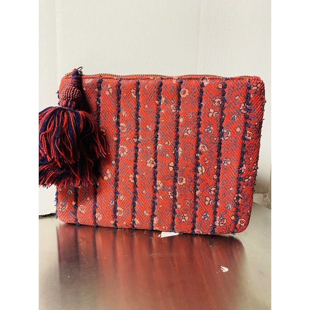 Universal Thread Makeup Bag